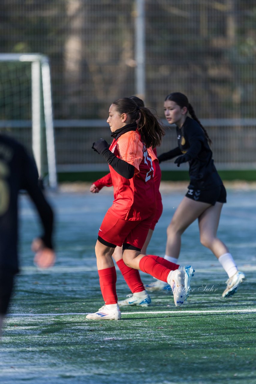 Bild 121 - wBJ VfL Pinneberg2 - Eimsbuttler TV 3 : Ergebnis: 5:0